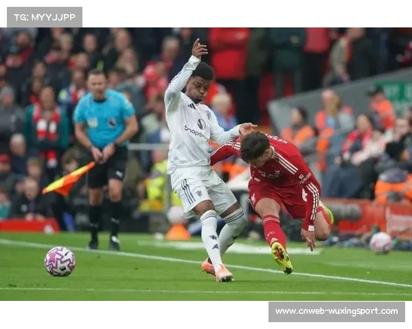 利物浦1-4埃因霍温暴露防线问题,克洛普需调整战术 利物浦1-4埃因霍温暴露防线问题,克洛普需调整战术